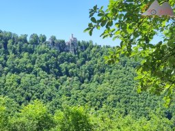 2025-05-10_schloss_lichtenstein-nebelhoehle-schoenbergturm_38